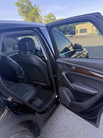 2018 Audi Q5 2.0T quattro Premium Plus