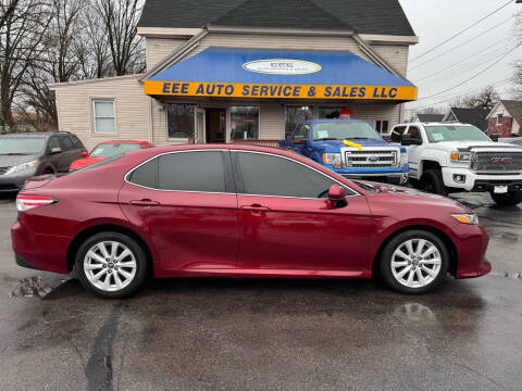 2019 Toyota Camry for sale at EEE AUTO SERVICES AND SALES LLC - CINCINNATI in Cincinnati OH