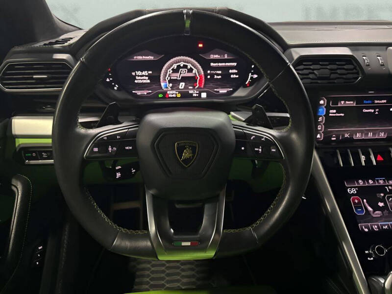 2019 Lamborghini Urus