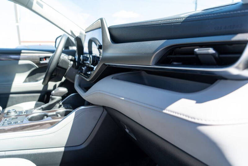 2024 Toyota Highlander Limited