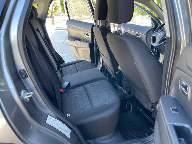2020 Mitsubishi Outlander Sport ES