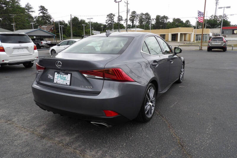 2018 Lexus IS 300