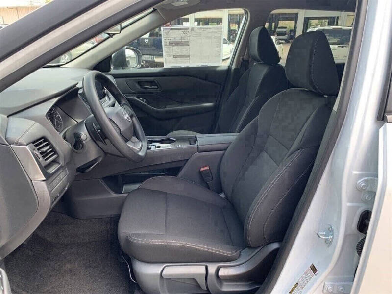 2025 Nissan Rogue S