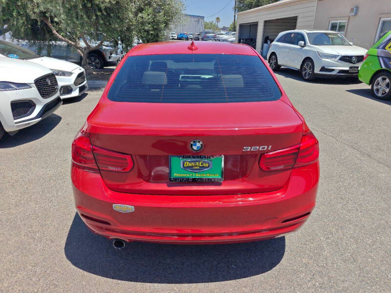 2017 BMW 3 Series 320i