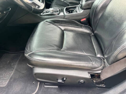 2019 Chrysler 300 Touring