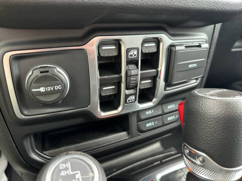 2025 Jeep Gladiator Sport S