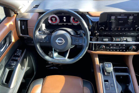 2023 Nissan Pathfinder Platinum