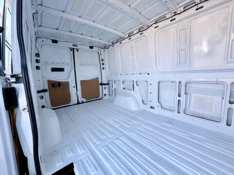 2017 Mercedes-Benz Sprinter Worker 2500