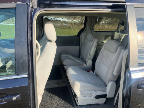 2010 Chrysler Town and Country Touring