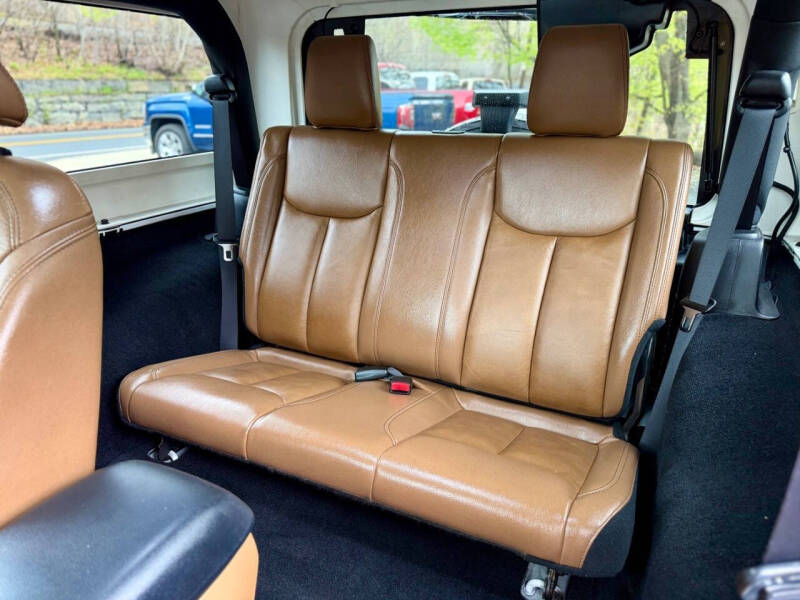 2014 Jeep Wrangler Sahara