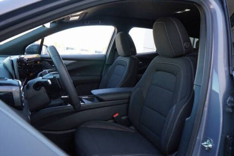 2025 Chevrolet Equinox EV LT 2