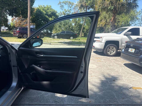 2023 Nissan Altima 2.5 SL