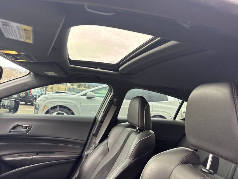 2020 Acura ILX w/Tech w/A-SPEC