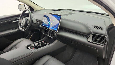 2023 VinFast VF8 Eco City Edition