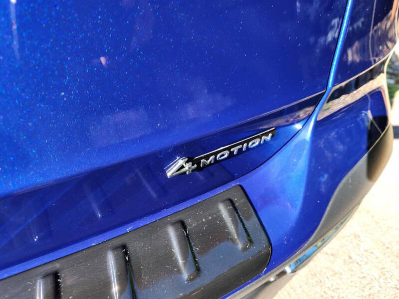 2024 Volkswagen Taos SE 4Motion