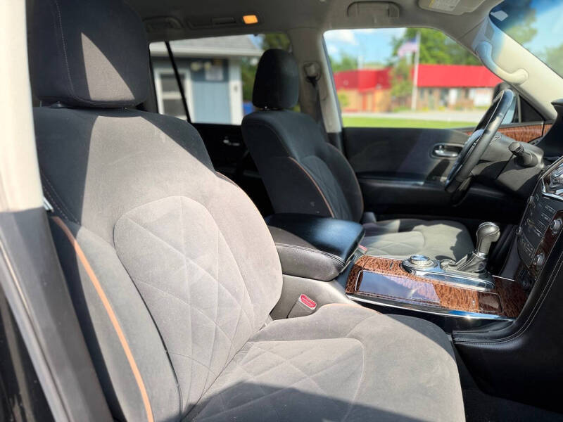 2017 Nissan Armada SV