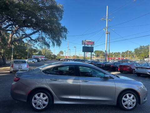 2015 Chrysler 200 LX