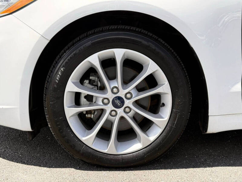 2019 Ford Fusion Hybrid SE