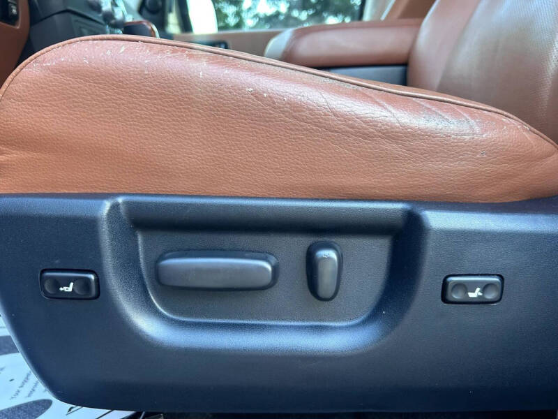 2020 Toyota Sequoia Platinum
