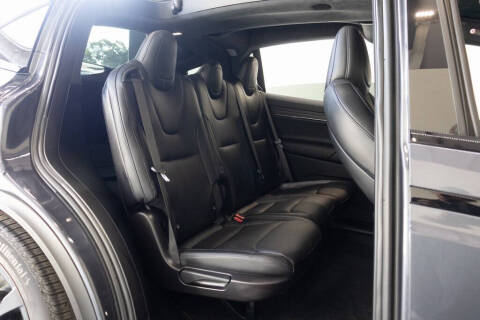 2023 Tesla Model X Standard Range