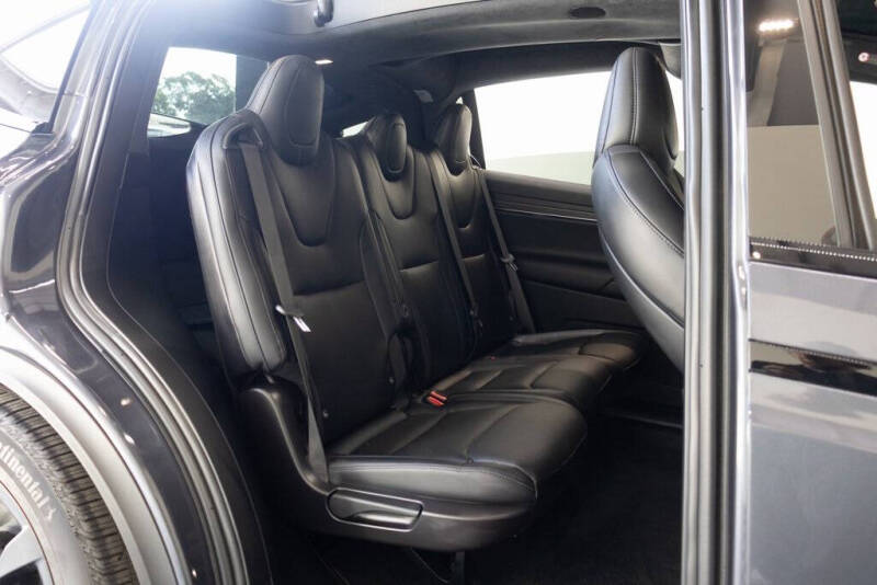 2023 Tesla Model X Standard Range