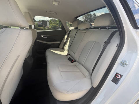 2022 Hyundai Sonata SEL