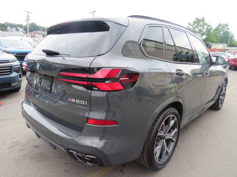 2026 BMW X5 M60i