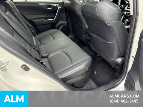 2021 Toyota RAV4 Hybrid XLE Premium