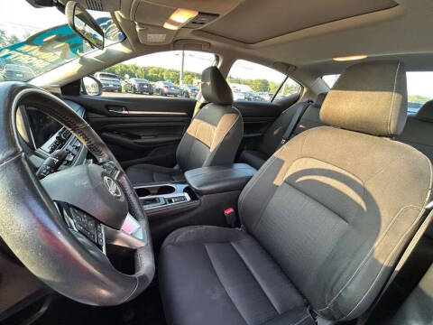 2023 Nissan Altima 2.5 SV