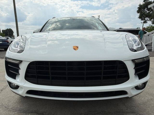 2017 Porsche Macan
