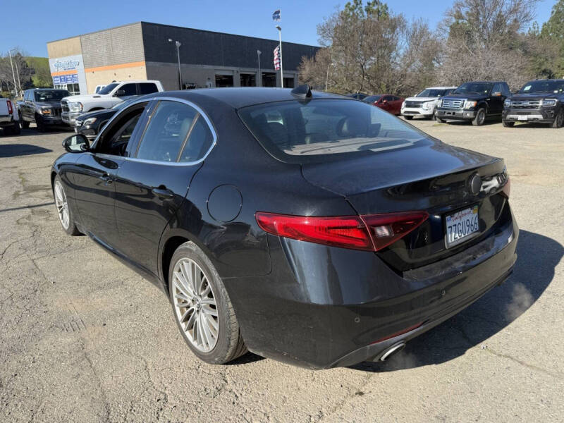 2017 Alfa Romeo Giulia Ti