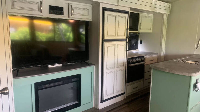 2023 Keystone RV Cougar Half-Ton FW