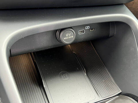 2026 Volvo XC40 B5 Ultra
