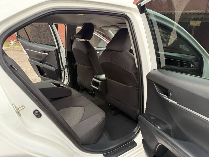 2020 Toyota Camry LE