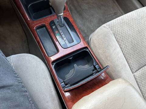 2004 Toyota Camry XLE