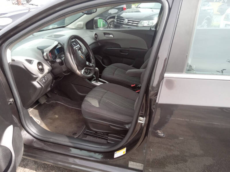 2015 Chevrolet Sonic LT Auto