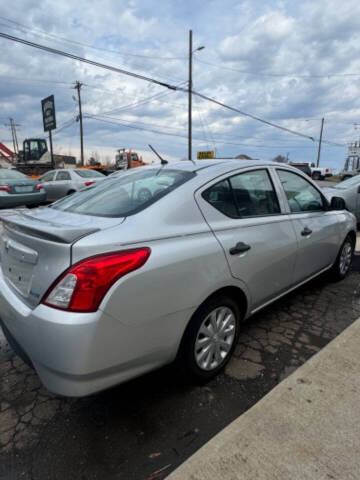 2015 Nissan Versa 1.6 S Plus