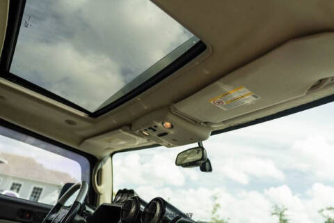 2004 HUMMER H2
