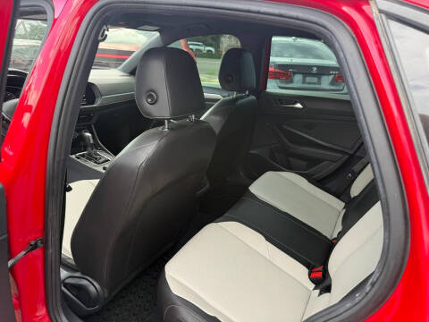 2020 Volkswagen Jetta R-Line