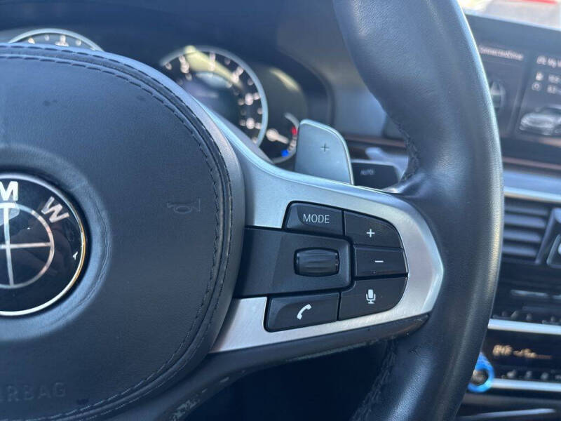 2018 BMW 5 Series 540i