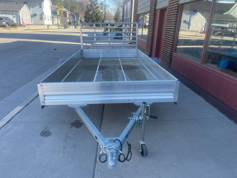 2022 Karavan UTILITY