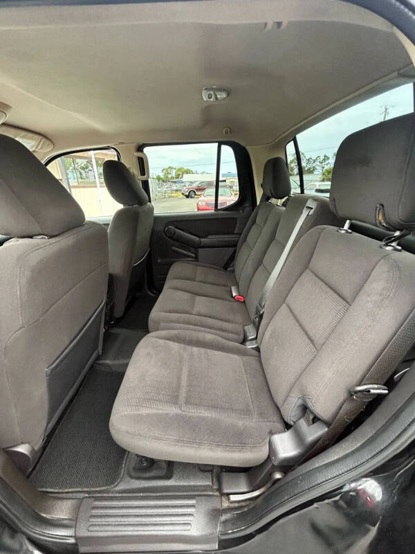 2010 Ford Explorer Sport Trac XLT