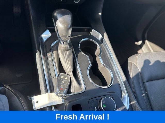 2021 Chevrolet Traverse LT Leather