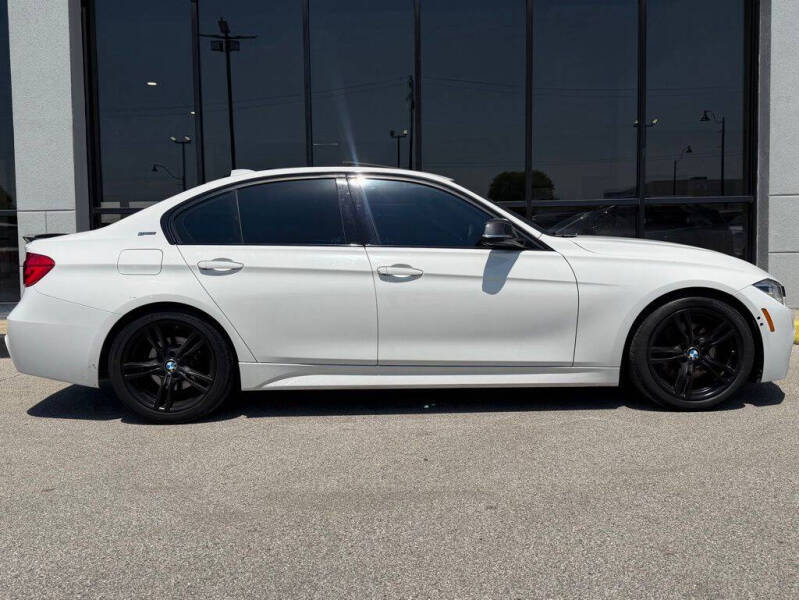 2017 BMW 3 Series 330e iPerformance