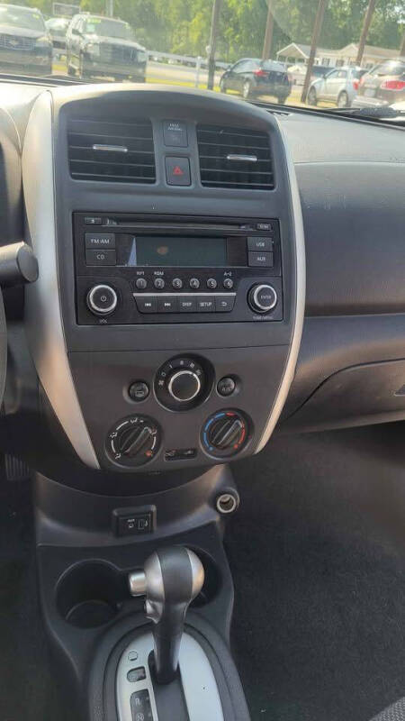 2018 Nissan Versa