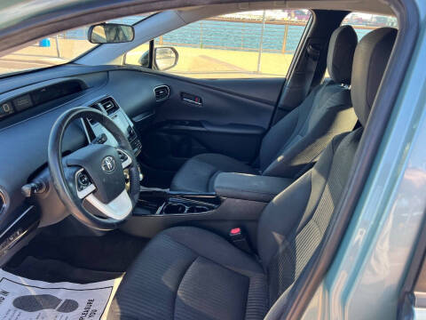 2017 Toyota Prius Three