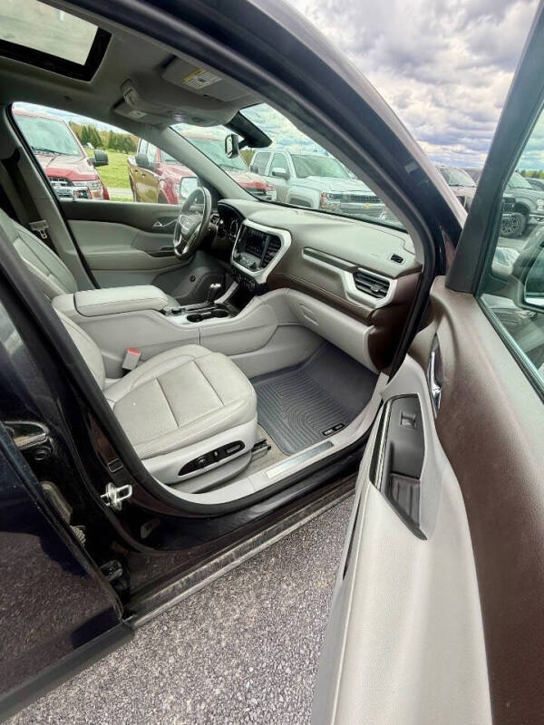 2017 GMC Acadia SLT-1