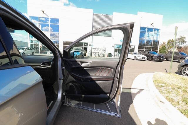 2022 Ford Edge ST-Line