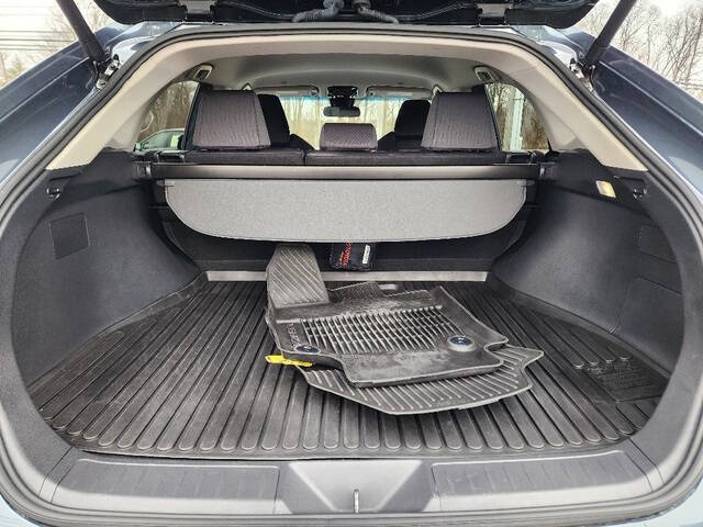 2024 Toyota Venza LE