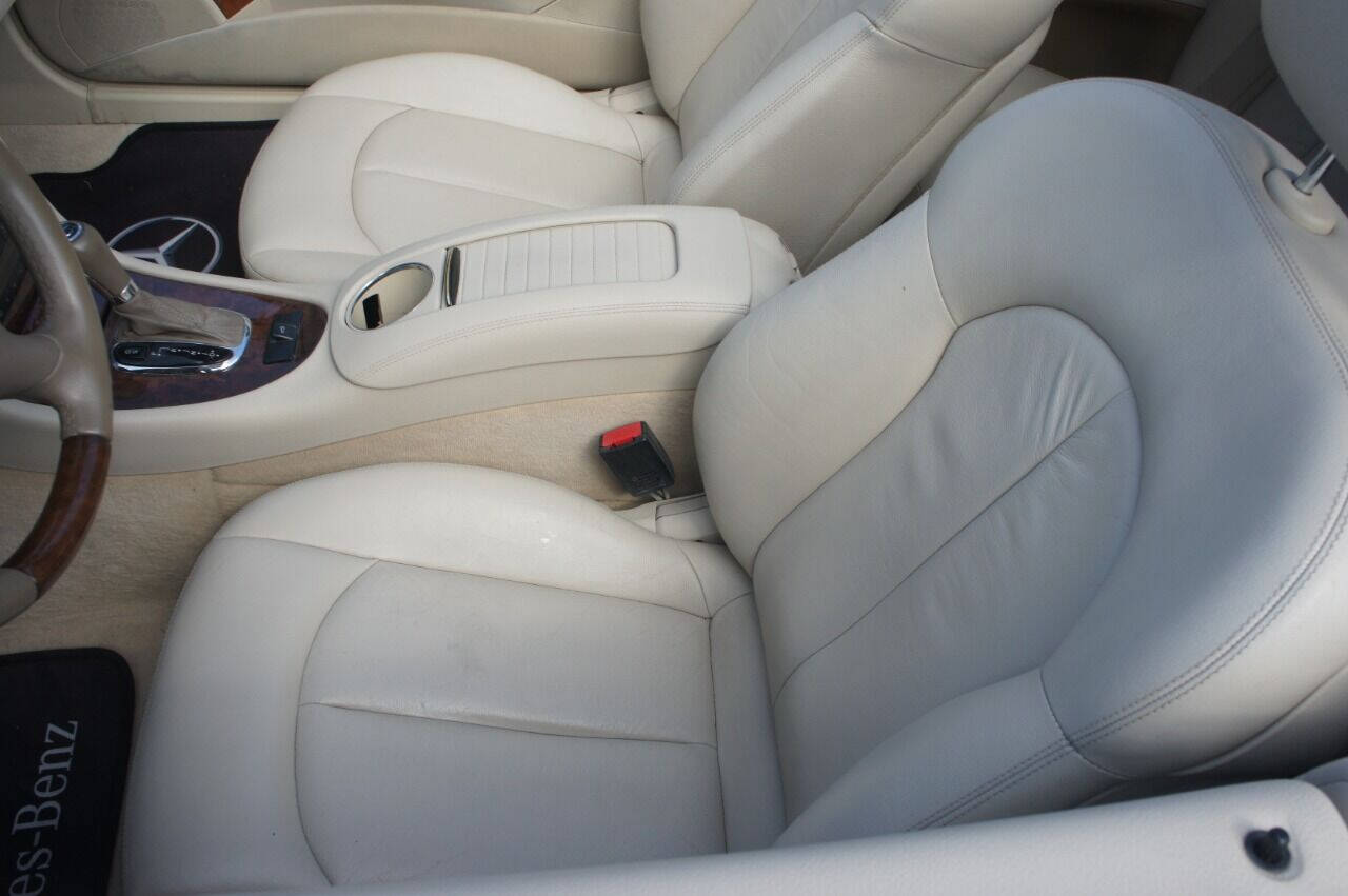 2008 Mercedes-Benz CLK 9